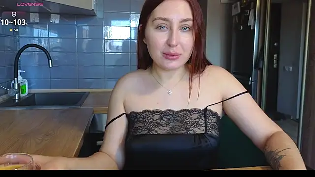 Snapshot of EvangelinFox chatting on March 11, 2026, 11:26 am EvangelinFox online show from March 11, 2026, 11:26 am