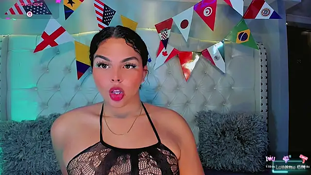 Snapshot of Maia_Hotts chatting on June 11, 2026, 8:06 pm Maia Hotts online show from June 11, 2026, 8:06 pm