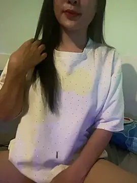 hotgirl-sexy online show from March 5, 2026, 3:52 pm