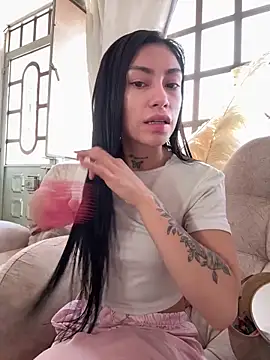 Bonny Eva online show from February 10, 2026, 5:23 pm