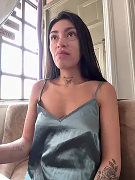 Bonny Eva online show from February 25, 2026, 4:40 pm