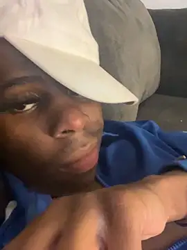 Snapshot of Blacknraw chatting on March 7, 2026, 6:57 pm Blacknraw online show from March 7, 2026, 6:57 pm