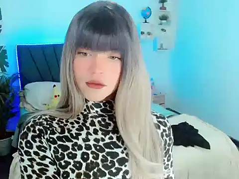 Snapshot of ZoeSchmmit chatting on June 27, 2026, 7:42 pm ZoeSchmmit online show from June 27, 2026, 7:42 pm