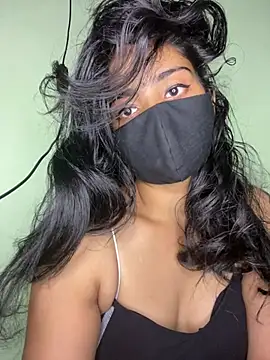 Snapshot of harshali_2012 chatting on March 31, 2026, 6:32 pm harshali 2012 online show from March 31, 2026, 6:32 pm