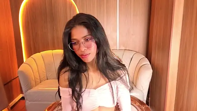 Alina b  online show from April 21, 2026, 1:42 am
