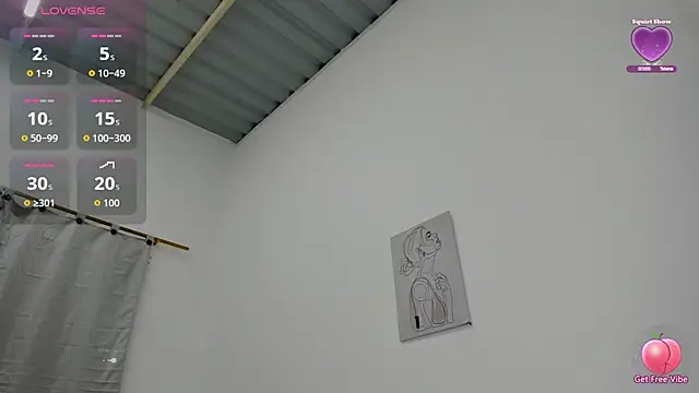 velvetluna  online show from February 3, 2026, 10:53 am