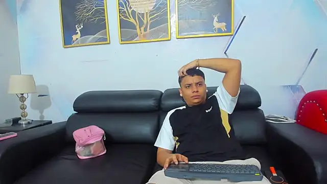 Candy bhraun online show from March 20, 2026, 1:17 am