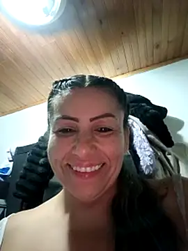 Snapshot of maynor_1998 chatting on August 3, 2026, 9:04 am maynor 1998 online show from August 3, 2026, 9:04 am