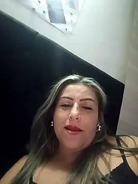 Snapshot of maynor_1998 chatting on March 9, 2026, 2:26 am maynor 1998 online show from March 9, 2026, 2:26 am