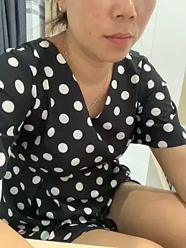 Snapshot of Baby-lovely69 chatting on June 16, 2026, 6:02 am Baby-lovely69 online show from June 16, 2026, 6:02 am
