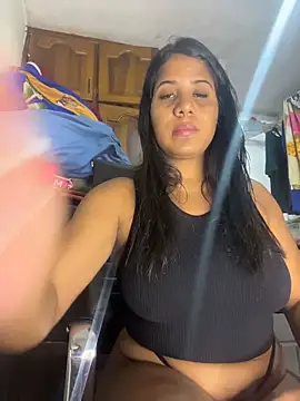 melanieebc online show from February 4, 2026, 10:27 pm