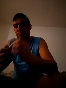 Miki01881 online show from February 16, 2026, 8:13 am