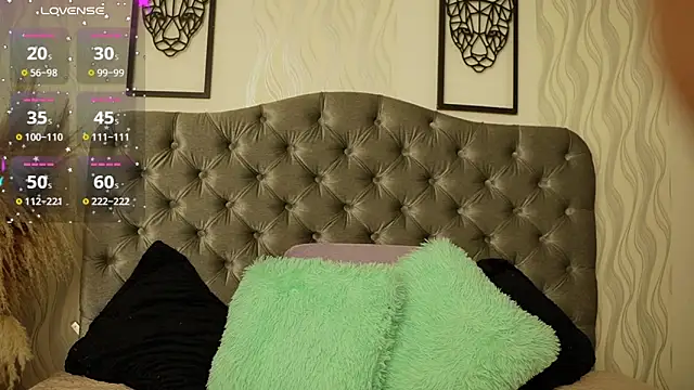 katt eyes  online show from February 28, 2026, 1:22 pm