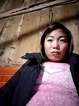 Ella-aa online show from February 2, 2026, 10:09 pm