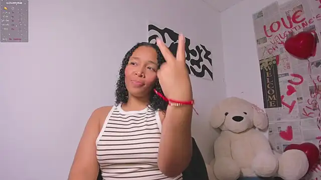 Nia13 online show from February 16, 2026, 5:39 am