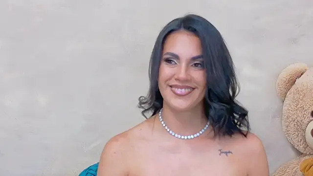 AndiVasquez online show from April 22, 2026, 10:44 am