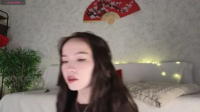 saya li11 online show from March 2, 2026, 5:42 pm