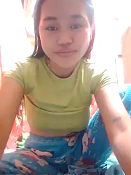 Snapshot of lovely_pilipina19 chatting on July 15, 2026, 7:54 pm lovely pilipina19 online show from July 15, 2026, 7:54 pm
