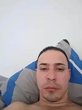 Snapshot of TheWilly chatting on June 22, 2026, 3:20 pm TheWilly online show from June 22, 2026, 3:20 pm