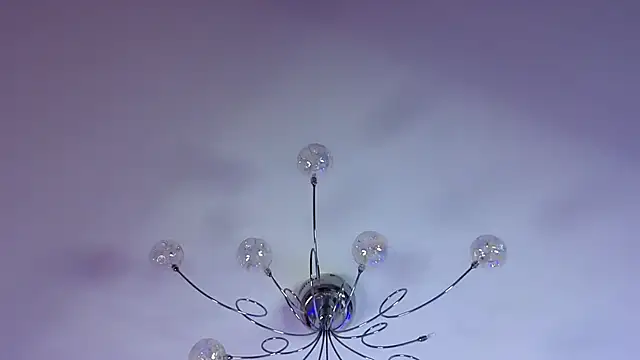 XanneLL online show from March 8, 2026, 7:39 pm