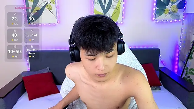 XanneLL online show from March 25, 2026, 6:29 pm