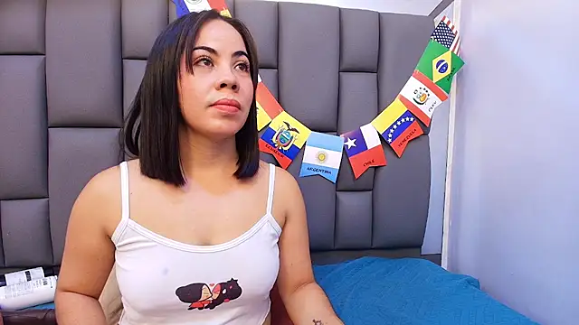Snapshot of melany_roberts_ chatting on June 27, 2026, 3:23 am melany roberts online show from June 27, 2026, 3:23 am