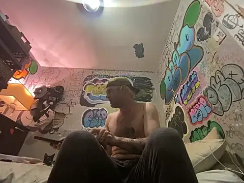 gothboiplzty online show from April 23, 2026, 3:35 am