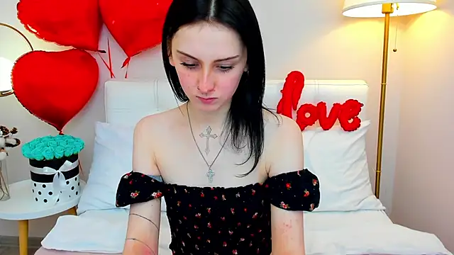 Snapshot of NancyGlo chatting on February 14, 2026, 1:33 pm NancyGlo online show from February 14, 2026, 1:33 pm