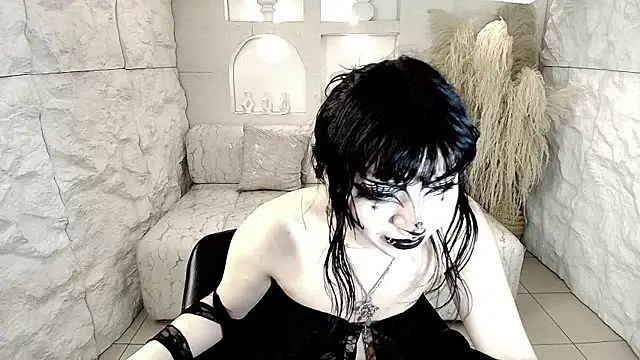 Snapshot of vampkitty_r chatting on February 11, 2026, 1:05 am vampkitty r online show from February 11, 2026, 1:05 am