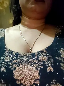 Snapshot of PARI51 chatting on June 30, 2026, 8:31 pm PARI51 online show from June 30, 2026, 8:31 pm