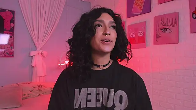 Snapshot of Cleo_Foxx chatting on June 18, 2026, 11:48 am Cleo Foxx online show from June 18, 2026, 11:48 am