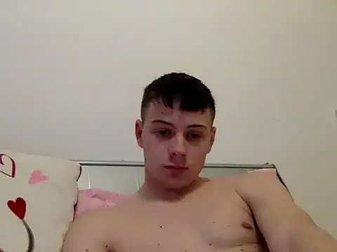 Carlos18loverboyfriend online show from March 9, 2026, 6:33 pm