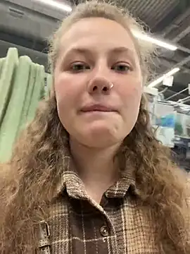 AsynaYuuki online show from March 1, 2026, 4:18 pm