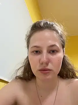 Snapshot of AsynaYuuki chatting on June 18, 2026, 3:50 pm AsynaYuuki online show from June 18, 2026, 3:50 pm