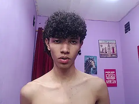 bigcock twinks online show from February 25, 2026, 4:56 am