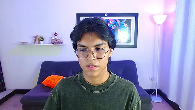 Snapshot of Maecum18 chatting on March 7, 2026, 9:31 pm Maecum18 online show from March 7, 2026, 9:31 pm