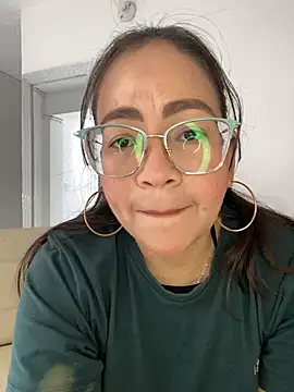 alisbloom online show from February 9, 2026, 6:06 pm