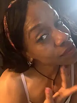 NatalieGainer goodies online show from May 2, 2026, 2:50 am