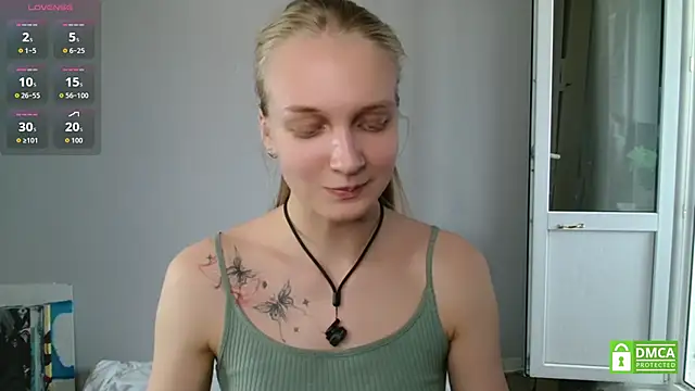 Snapshot of Alex-wer chatting on June 8, 2026, 1:11 pm Alex-wer online show from June 8, 2026, 1:11 pm