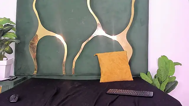 maryandjayasm online show from January 31, 2026, 8:29 pm