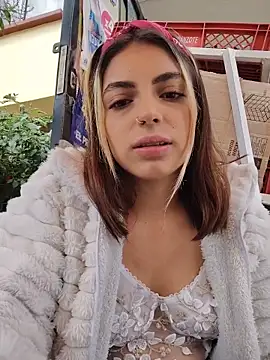 Snapshot of Cute_Celeste chatting on May 18, 2026, 2:55 pm Cute Celeste online show from May 18, 2026, 2:55 pm