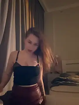 Snapshot of Warmmurr chatting on March 14, 2026, 10:16 pm Warmmurr online show from March 14, 2026, 10:16 pm