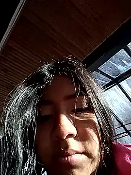 Noa Baker online show from May 1, 2026, 12:21 pm