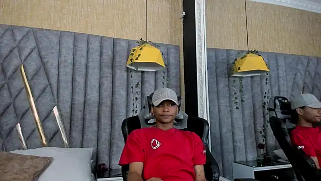 Snapshot of dafne_and_erick_ chatting on July 11, 2026, 4:24 am dafne and erick online show from July 11, 2026, 4:24 am