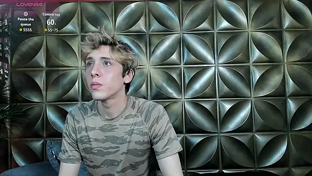 DannyParker  online show from February 3, 2026, 6:40 am