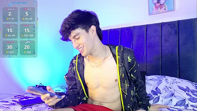 axxxel twink online show from June 5, 2026, 6:52 am
