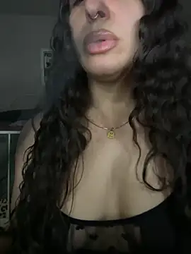 Amira7x online show from March 6, 2026, 5:57 am