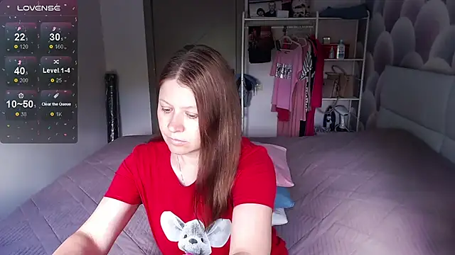 Snapshot of Aleksasamuii chatting on July 14, 2026, 7:46 am Aleksasamuii online show from July 14, 2026, 7:46 am