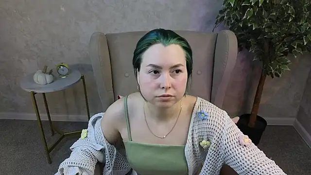 AnitaMeyer online show from March 11, 2026, 1:21 am