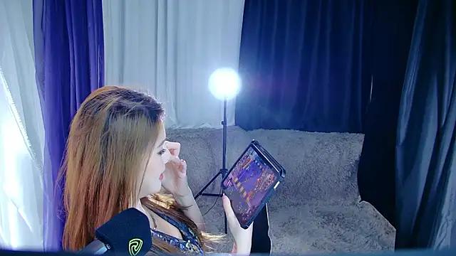 Yunny-888 online show from March 13, 2026, 9:25 am